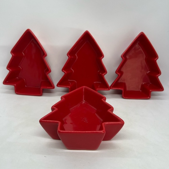 BIA San Francisco Other - BIA Red Ceramic Christmas Tree Dishes Set of 4